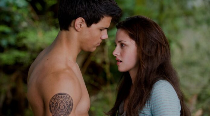 Taylor Lautner revela ‘medo de sair de casa’ por 10 anos após sucesso de Crepúsculo
