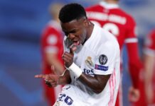 Vinícius Jr. marca dois e o Real Madrid goleia o Valência pelo Campeonato Espanhol