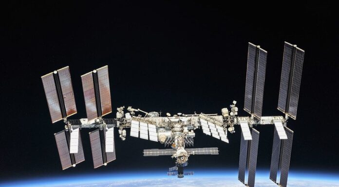 NASA planeja derrubar Estação Espacial Internacional no oceano em 2031