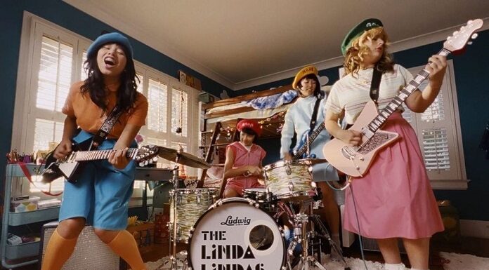 Novas músicas: The Linda Lindas, Nova Twins, KoRn, Röyksopp e illuminati hotties