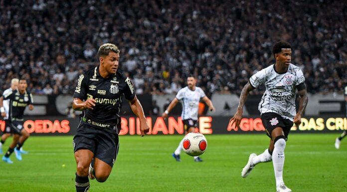 Santos vira contra o Corinthians e conquista primeira vitória no Paulistão